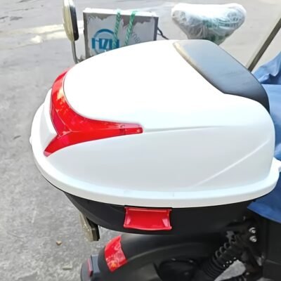 1 Motorcycle Top Case, Featuring an ABS Top Cover and PP Bottom Cover